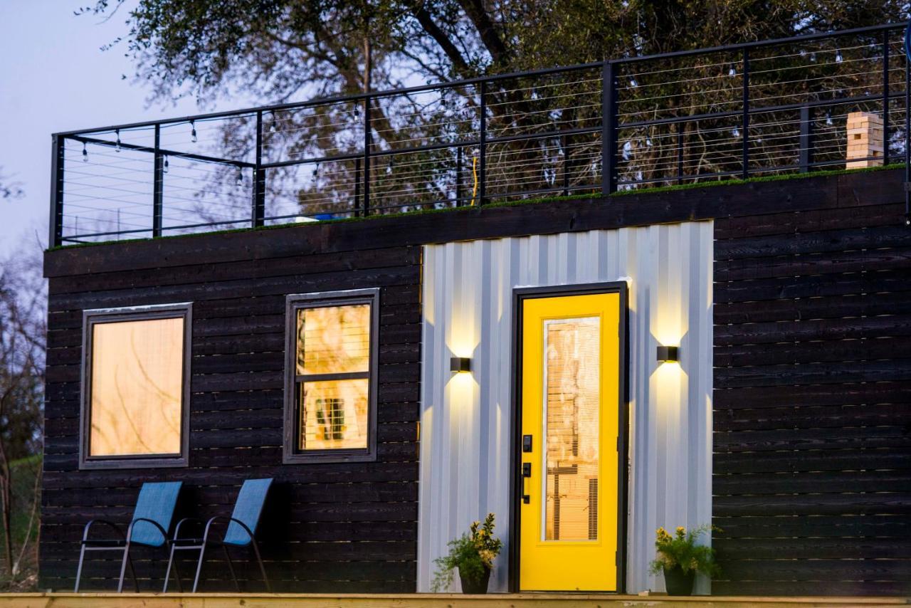 The Zephyr Modern Luxe Container Home Bellmead Εξωτερικό φωτογραφία