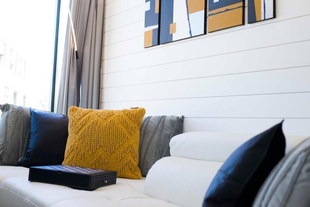The Zephyr Modern Luxe Container Home Bellmead Εξωτερικό φωτογραφία